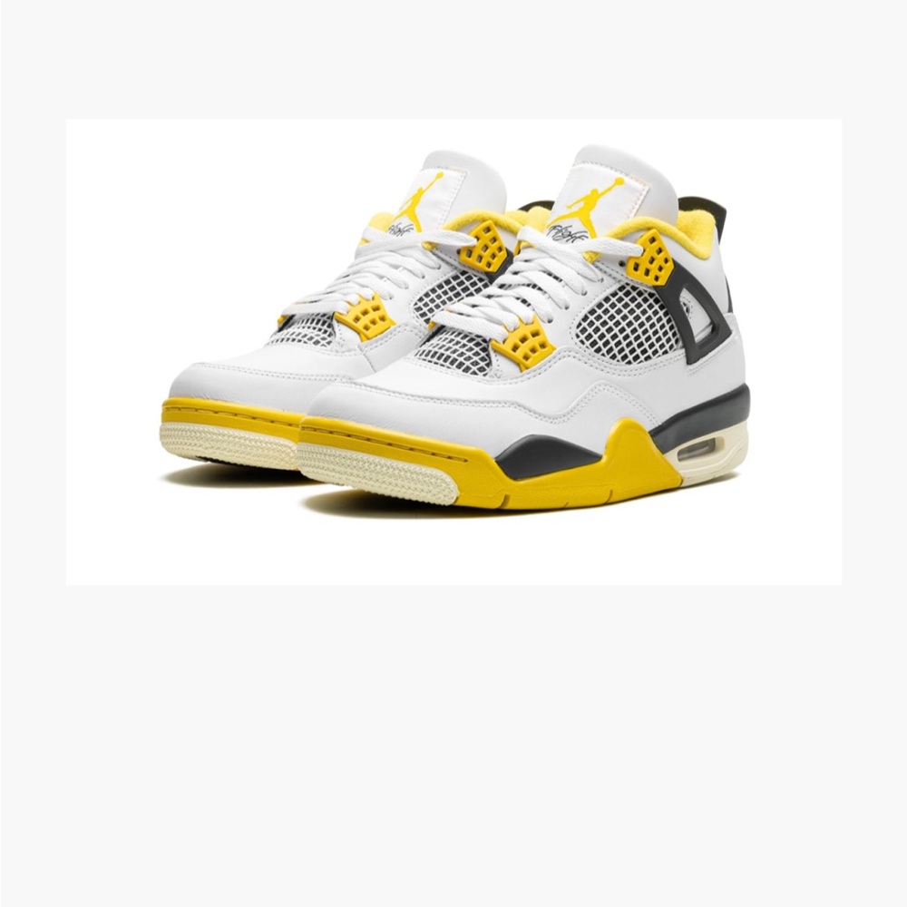AIR JORDAN 4 RETRO, Women 10.5/ Mens 9